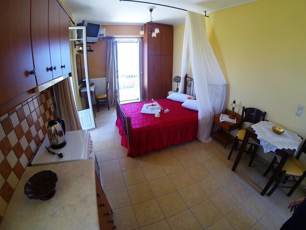 Appartamento Remenata Lixouri Esterno foto